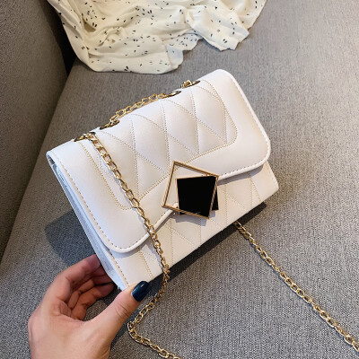 

2019 new Korean version of the simple&simple rhombic chain shoulder bag casual temperament Sen system wild Messenger small square bag