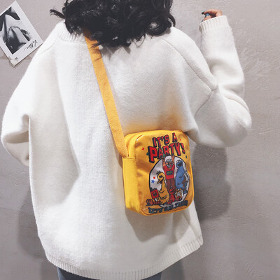 

Net red texture small bag female 2019 new wave Korean version of the wild Sesame Street single shoulder Messenger bag cartoon canvas bag