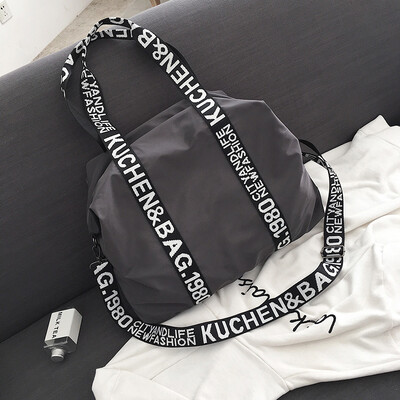 

Women 2019 new wave Korean Joker shoulder Messenger bag ins Super Fire Oxford cloth handbag tote bag