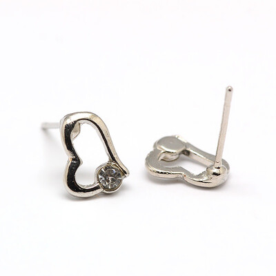 

Alloy Rhinestone Heart Ear Studs Platinum 9x7x1mm Pin 08mm