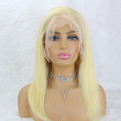 

Short lace wig