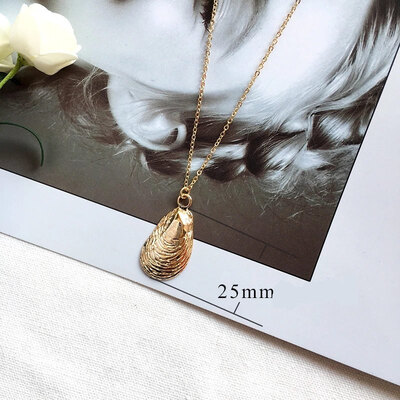 

IF ME 2019 New Fashoin Gold Color Cowire Shell Conch Chain Necklace Pendant For Women Vintage Minimalist Starfish Summer Jewelry