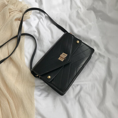 

2019 new simple fashion casual shoulder bag female temperament retro crossbody bag wild embroidery thread small square bag