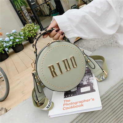 

Qiao Bani 2019 new Korean chic fashion rivet personality small round bag shoulder shoulder diagonal trend handbags