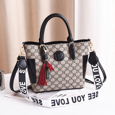 

2019 spring new single shoulder bag European&American style PU leather handbags ladies handbag Messenger bag