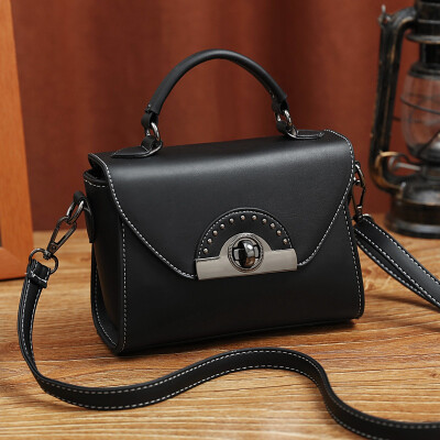

Retro bag womens new stylish atmosphere bag Joker ladies small square bag hand bill of lading shoulder Messenger bag