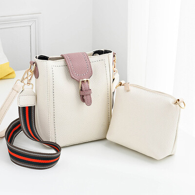 

Female bag 2019 spring new cool Korean fashion handbag shoulder Messenger bag bun bag
