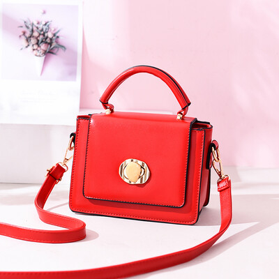 

Womens bag summer new fashion shoulder bag Korean version of simple Joker Lady Messenger bag