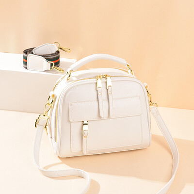 

In summer the new bag is popular with women Korean fashion wild ins shoulder messenger bag portable small square bag