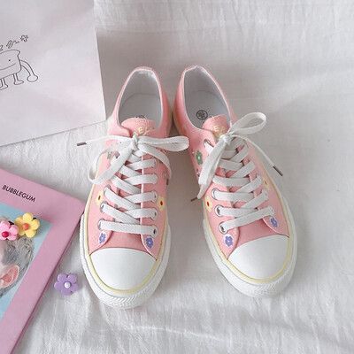 

Shoe women 2019 tide shoes summer Hyun-a Kim wind net red students Korean version of Joker Lee Sungkyoung cute fairy canvas shoes