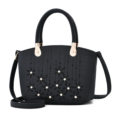 

Handbag ladies bag new Messenger bag inlaid pearl embroidery trend atmospheric middle-aged shoulder bag
