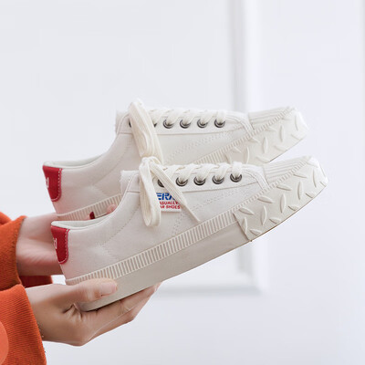 

Canvas shoes female Korean version 2019 fall new flat-soled ulzzang board shoes students autumn small white shoes