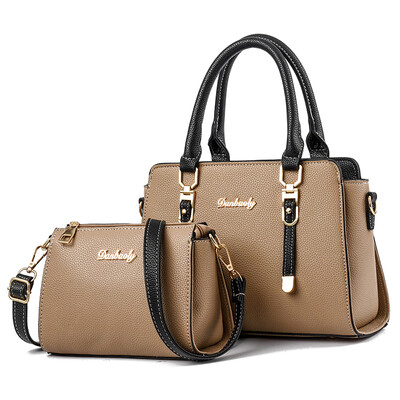 

Mid-aged women Autumn-Winter Korean version of large-capacity handbags with one shoulder&one shoulder inclined to carry their
