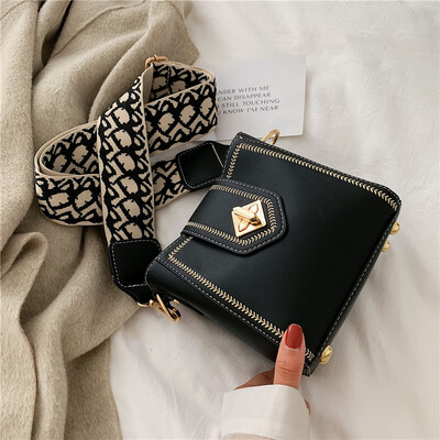 

ins texture small bag retro popular fashion womens bag2019 new bag wide-band bucket bag single-shoulder oblique bag