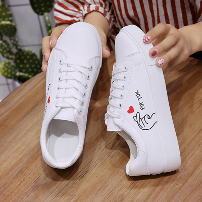 

Small white tide shoes female 2019 summer models summer new autumn shoes wild white shoes net red flat with skirt canvas shoes autumn