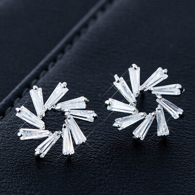 

Zircon Anti Earrings Lovely Gardenia Diamant Earrings allergy Grateful New Flower Stud