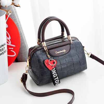 

Female bag handbag female 2019 new fashion trend shoulder bag stereo flower ladies handbag