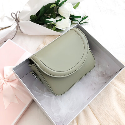 

Summer simple small bag net red advanced sense of foreign style womens bag 2019 new texture small square bag shoulder Messenger b