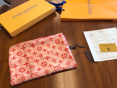 

LV Silk Scarf Fashion Foulard Satin Shawl Scarfs Big Size silk Hair Head Scarves Women bandana