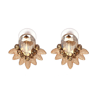 

2019 New Arrival Fashion Statement Jewelry Crystal Stud Earrings Women Latest Elegant Earrings Hot Sale Wholesale J50056