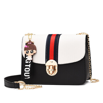 

2019 spring&summer new womens bag Korean version of the fashion simple small square bag cool shoulder shoulder Messenger bag