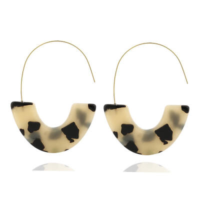 

Hot Sale Fashion Leopard Print Big Hook Earrings Special Design Bohemian Semicircle Resin Dangle Drop Earrings For Women Brincos