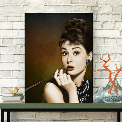 

Beautiful Film Star Hepburn Make Up 5D DIY Diamond Painting Full Square Diamond Embroidery Sale Rhinestones Mosaic Painting