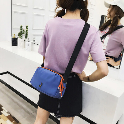 

One-shoulder Chao Canvas Postman Bag for Literature&Art
