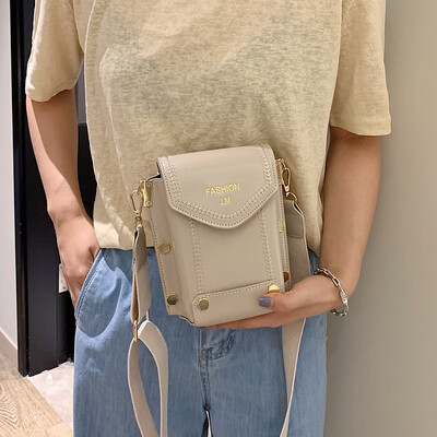

Senior sense French small womens bag 2019 new summer small fresh messenger bag wild ins chain shoulder bag