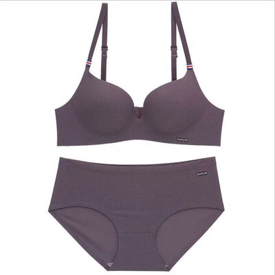 

Women Push Up Bra Seamless 1PC Deep V Gather Wireless 34 Cup Comfortable Bralette Female Lingerie Intimate