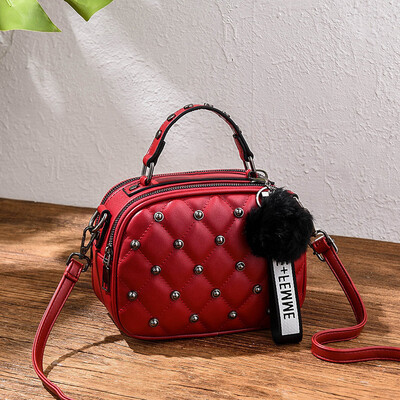 

Womens Bag Fashion Ins Net Red Texture Slant Small Bag Korean Edition Student Hand-held 2008 Tide