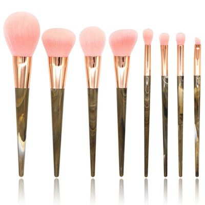 

8Pcs Professional Makeup Brushes Set Goat Hair Blush Powder Highlight Repair Capacity Make Up Brush Kits New Hot