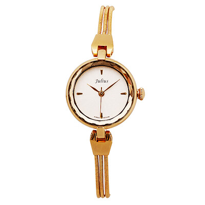

Womens minimalist temperament watch new leisure fashion waterproof model small chain band student watch tide