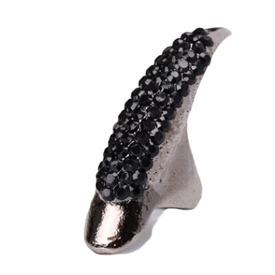 

Unique Ring Catwoman Crystal Rock Claw Ring Nail Paw Talon Finger Gothic