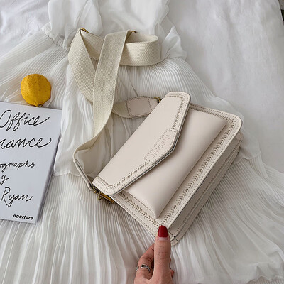 

Ins simple small bag Korean version of Joker wide shoulder strap Western style womens bag 2019 new small summer messenger bag