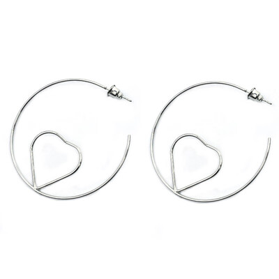 

Hot Sale Fashion Hollow Sweet Peach Heart Inside Big Round Circle Hoop Earring For Women Simple LOVE Personality Jewelry Gift