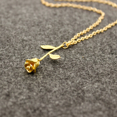 

Fashion Delicate Rose Flower Pendant Necklace Beauty Charm Women Jewelry Gift