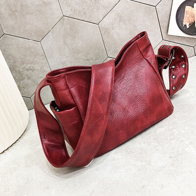 

Tailored Womens Solid color large-capacity shoulder bag casual wild Messenger bag