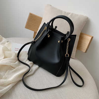 

New small bag handbag 2019 new Korean version of the simple shoulder bag fashion Messenger bag female wild ins