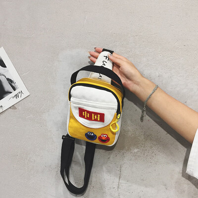 

Foreign air shoulder bag chest bag female bag new 2019 fashion canvas bag summer small fresh wild ins messenger bag