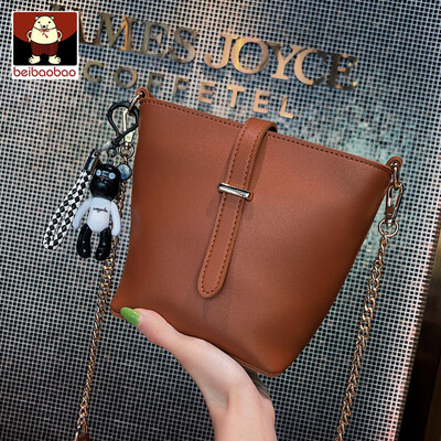 

On the new package women 2019 new casual super - fire bucket bag ins one - shoulder oblique bag tide