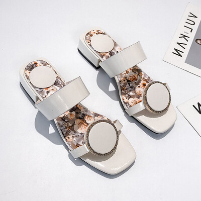 

Summer Chinese&European fashion womens fashion word thong thick heel flat bottom sandals