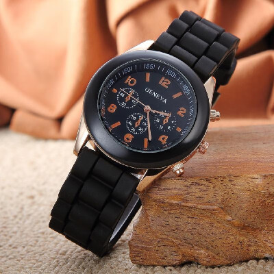 

Simple Silica Gel Band Alloy Case Quartz Watch Three Dials Analog Wrist Watch