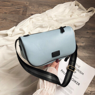 

Tailored Men Female Fashion Leather Bags Shoulder Bags Crossbody Bag Chest Bags Waist Bag