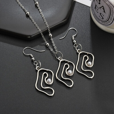 

Temperament Lady Hollowed Out Peach Heart Imitation Pearl Earrings Necklace Sweet New Exquisite Wedding Party Jewelry Set