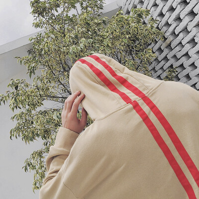 

New sweater mens jacket autumn hooded hood loose red splicing personality Korean version of the trend of student clothes