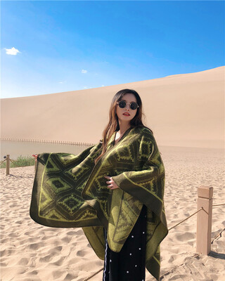 

2019 Amazon hot womens new big geometric rhombus shawl imitation cashmere travel split shawl cloak
