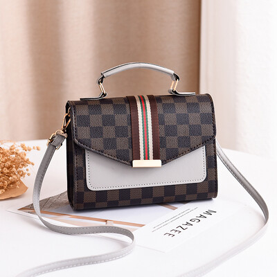 

Autumn&Winter Shangxingang Female Fashion Korean version of Baitao retro oblique shoulder bag small square bag