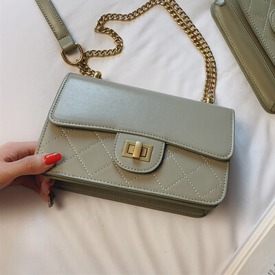 

Hong Kong style retro woman 2019 new version of rhomboid chain small square bag foreign air texture slanted single shoulder small