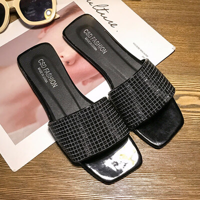 

Slippers women wear retro flat-soled fashion sequins Korean version of summer ins drag